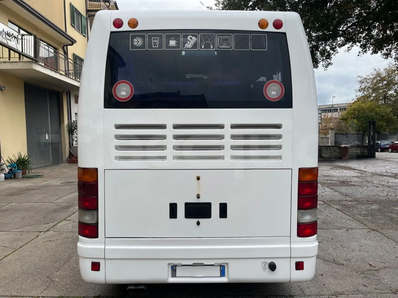 Bmc PROBUS TBX 850var.1vers.B -EUR3 -162kW -8.856m - rear hatch closed