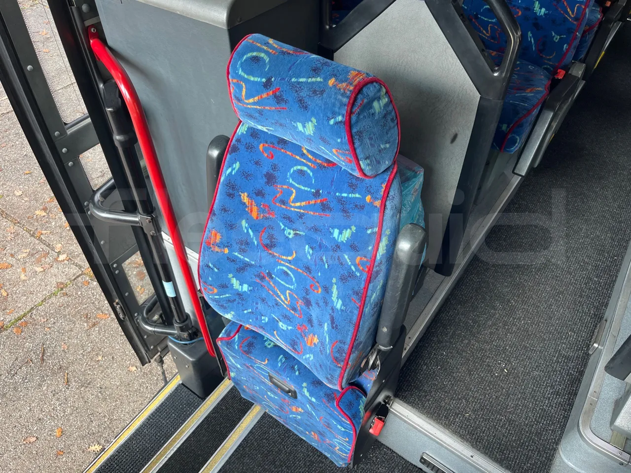 Bmc PROBUS TBX 850var.1vers.B -EUR3 -162kW -8.856m - hostess seat photo