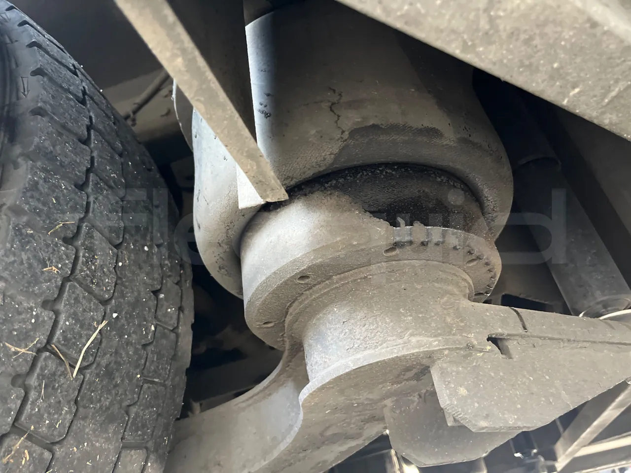 Bmc PROBUS TBX 850var.1vers.B -EUR3 -162kW -8.856m - axle 2 shock absorbers 2 left