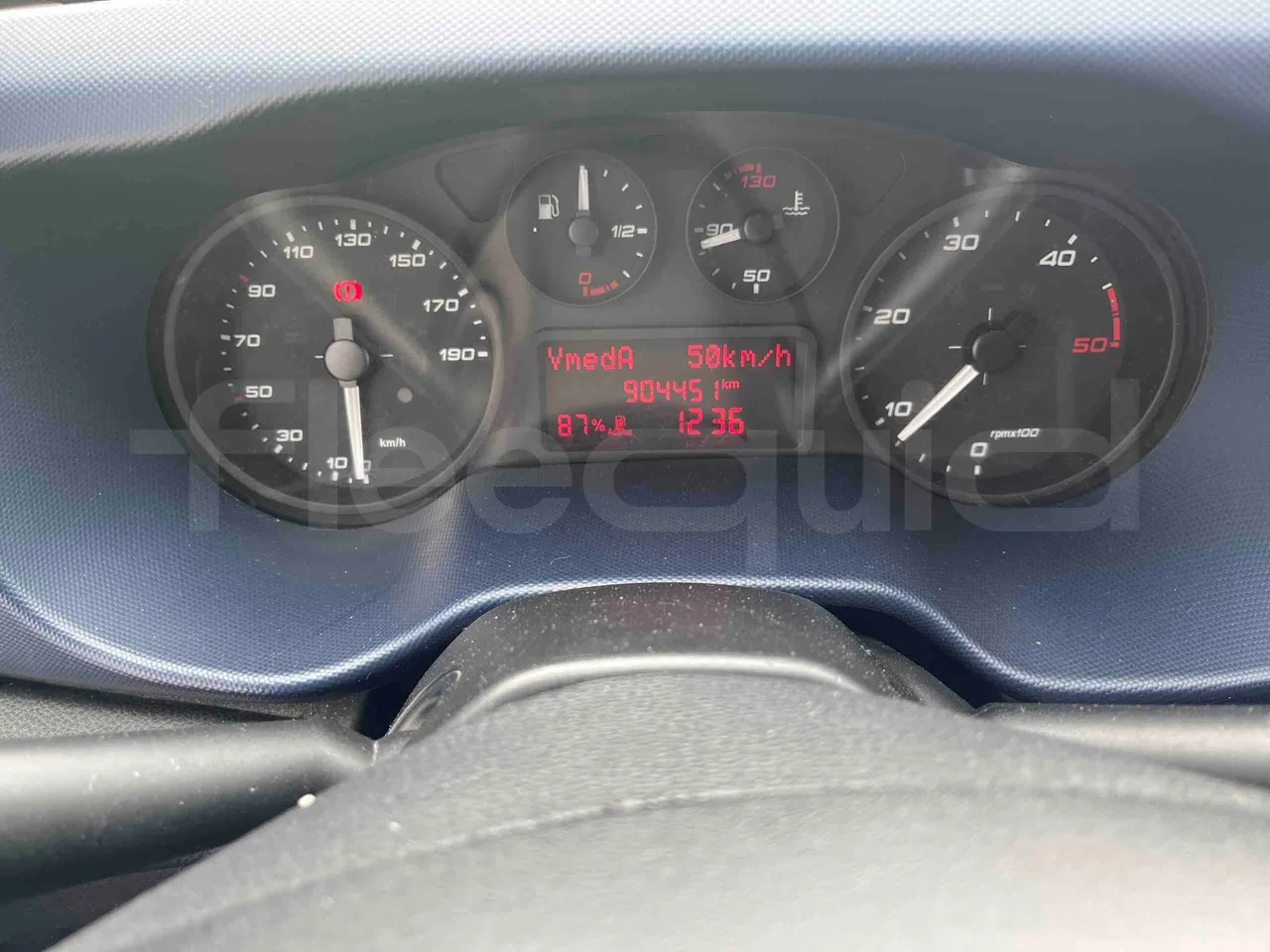 Iveco Ferqui Radius Dino - EUR6 - 132kW - 7.630m - dashboard lights on