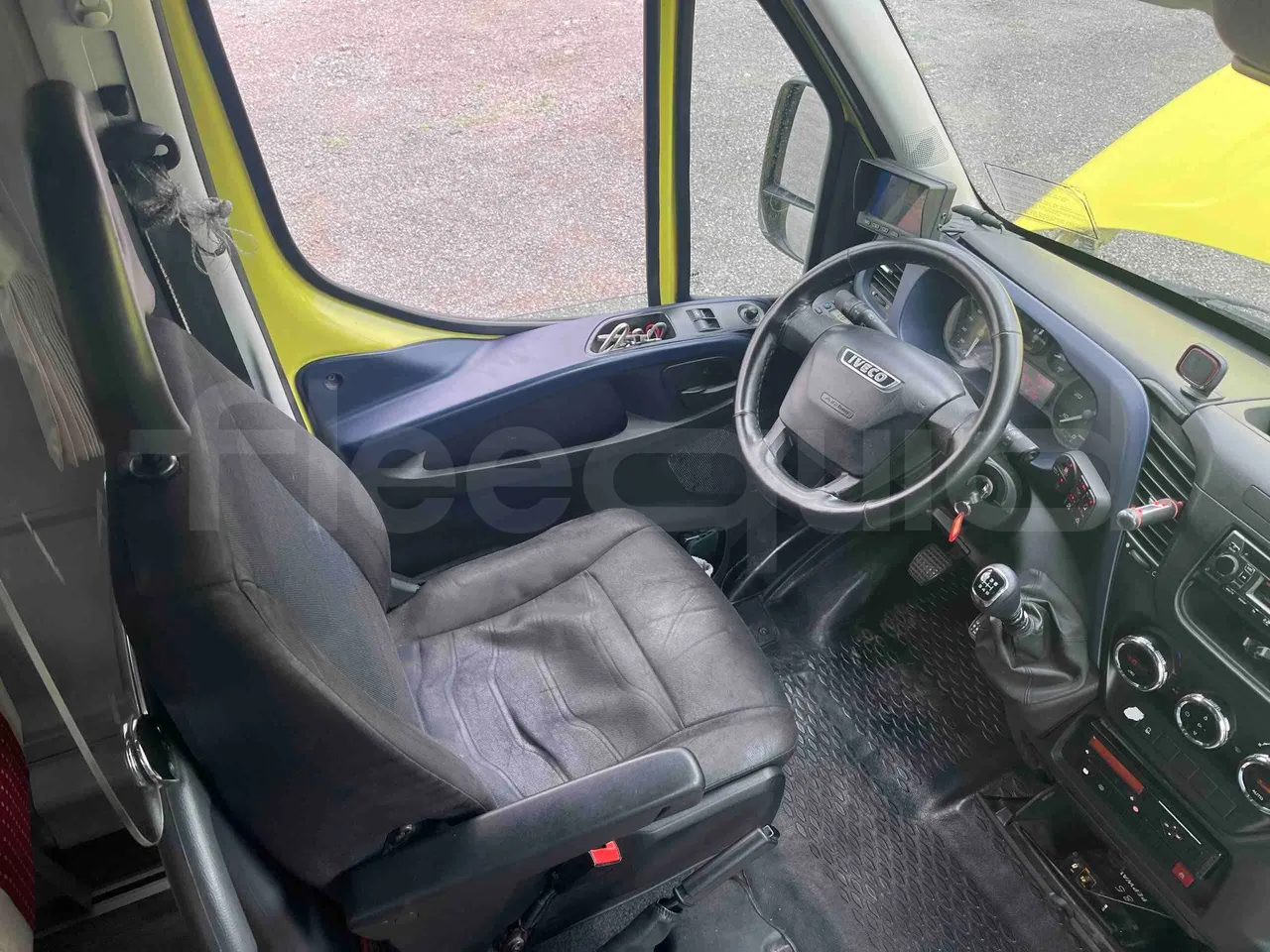 Iveco Ferqui Radius Dino - EUR6 - 132kW - 7.630m - driver's seat photo