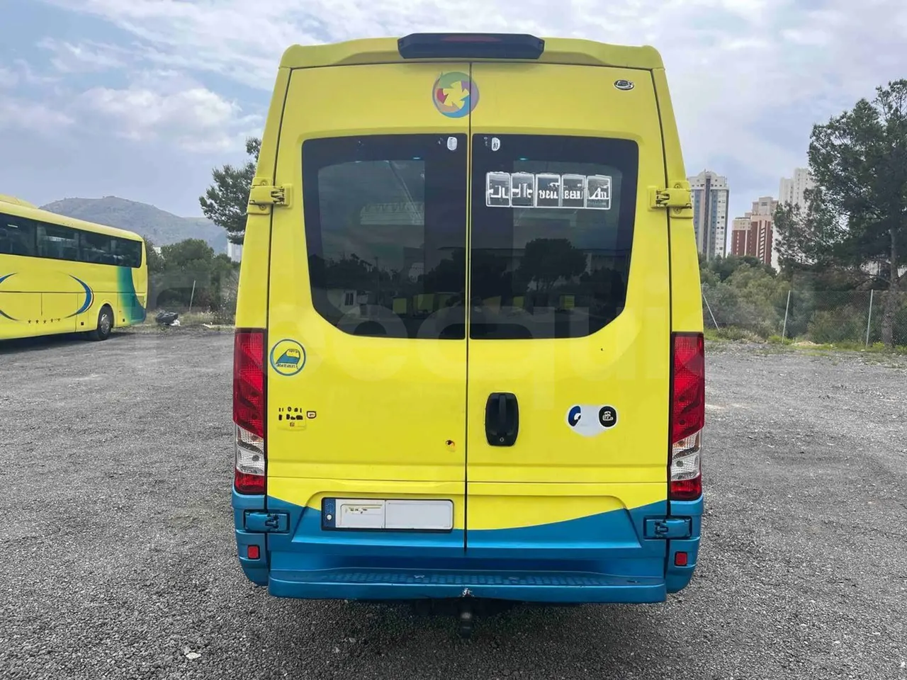 Iveco Ferqui Radius Dino - EUR6 - 132kW - 7.630m - rear hatch closed