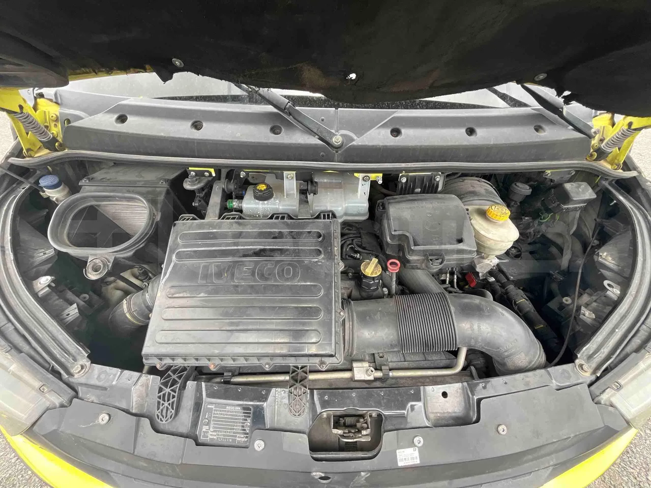 Iveco Ferqui Radius Dino - EUR6 - 132kW - 7.630m - rear hatch open