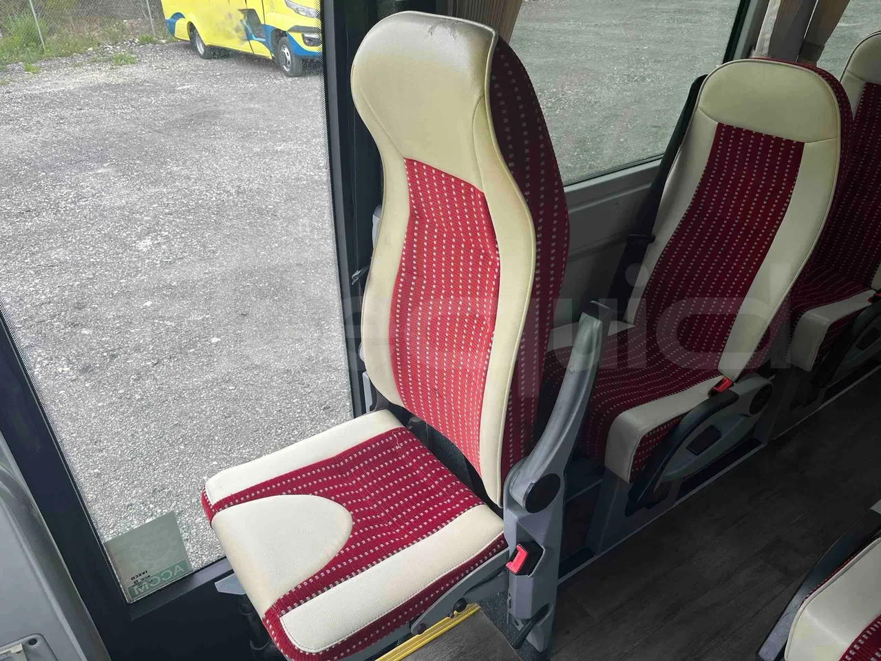 Iveco Ferqui Radius Dino - EUR6 - 132kW - 7.630m - hostess seat photo