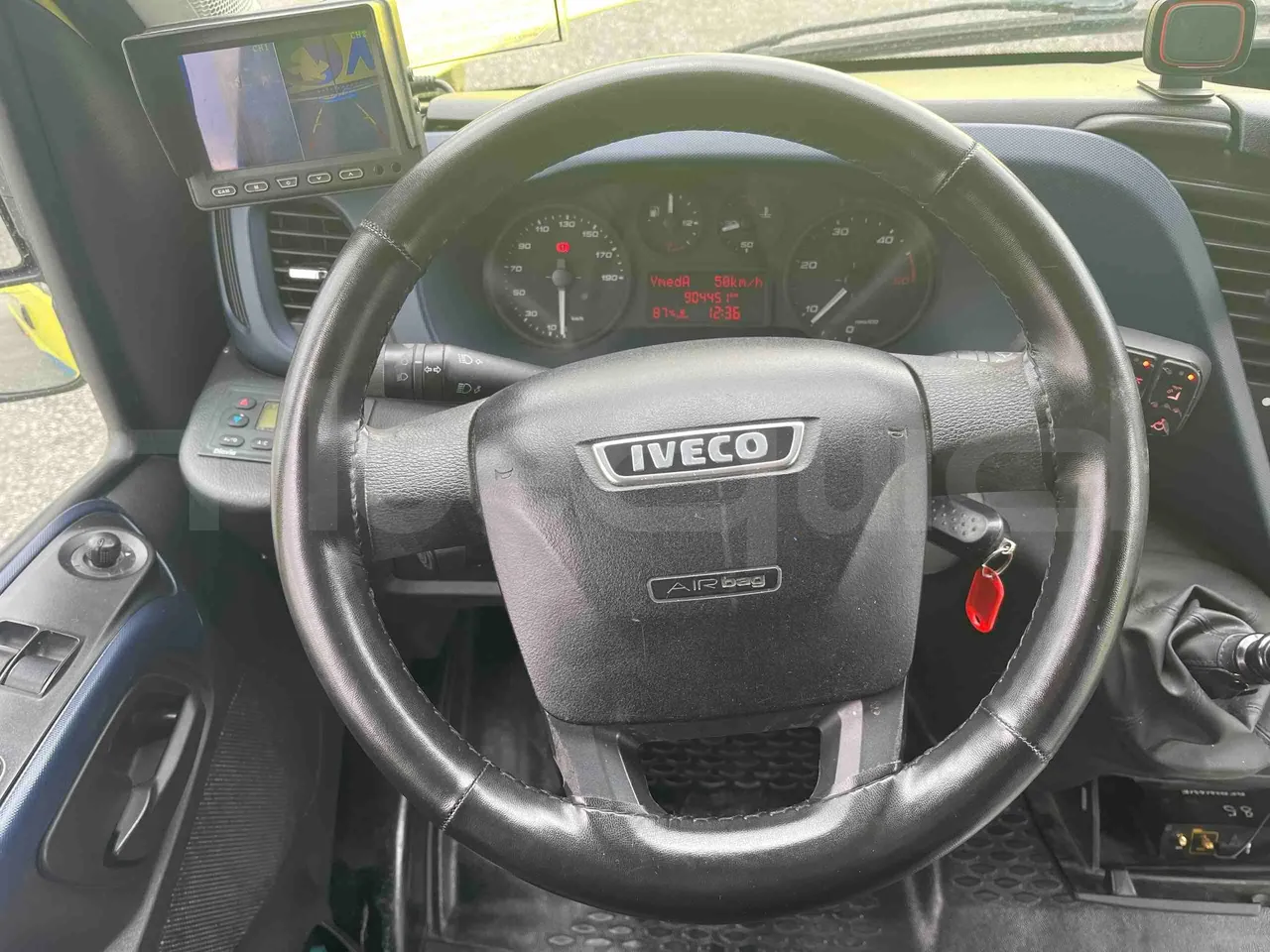 Iveco Ferqui Radius Dino - EUR6 - 132kW - 7.630m - steering wheel photo