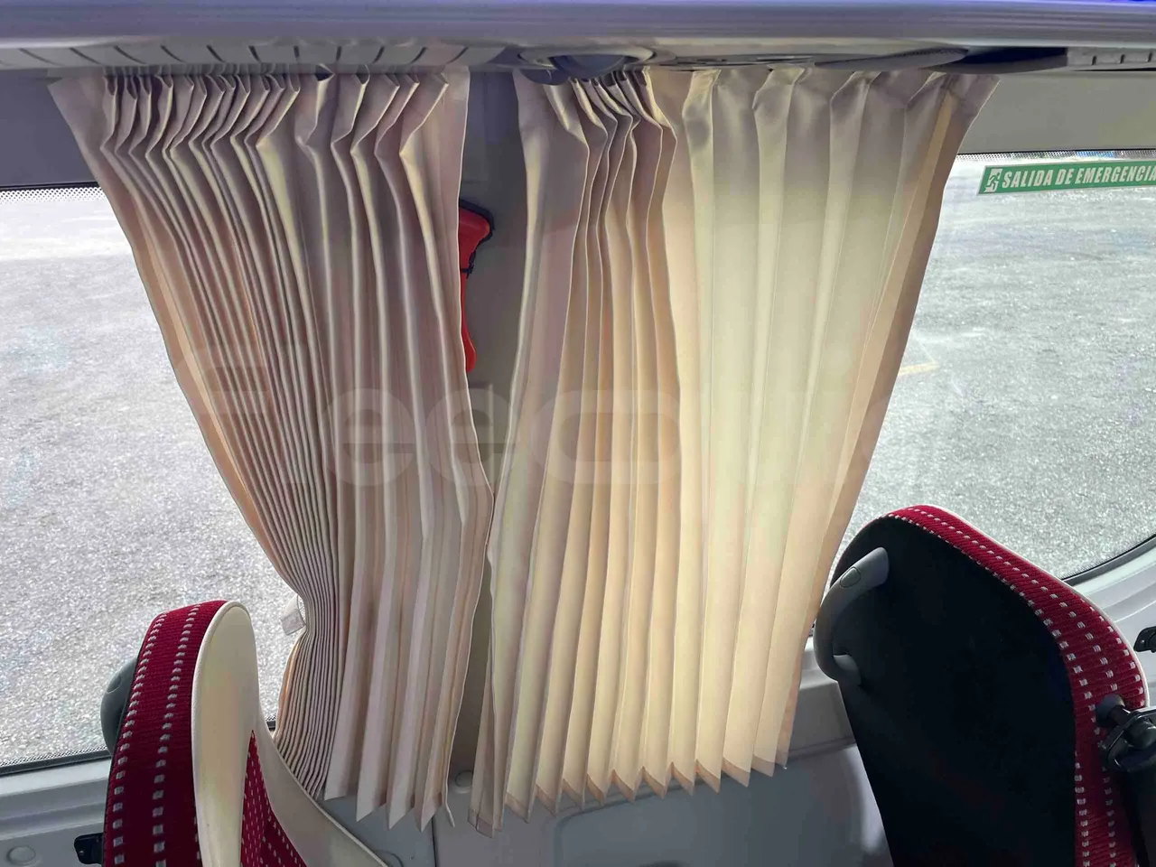 Iveco Ferqui Radius Dino - EUR6 - 132kW - 7.630m - table detail photo