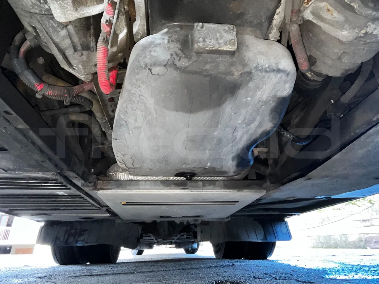 Iveco Magelys SFR2XX - Euro6 - 294kW - 12.830mt - engine without protection