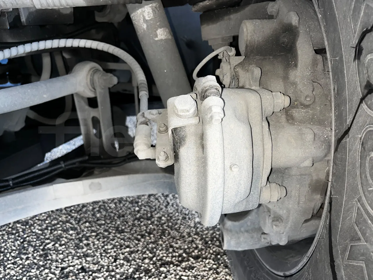 Iveco Magelys SFR2XX - Euro6 - 294kW - 12.830mt - front brake calipers right