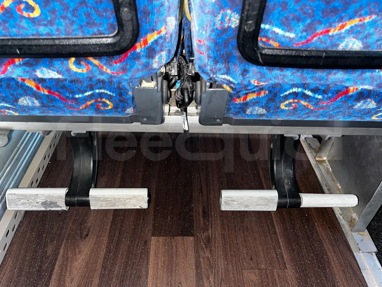 Iveco Magelys SFR2XX - Euro6 - 294kW - 12.830mt - power outlets detail