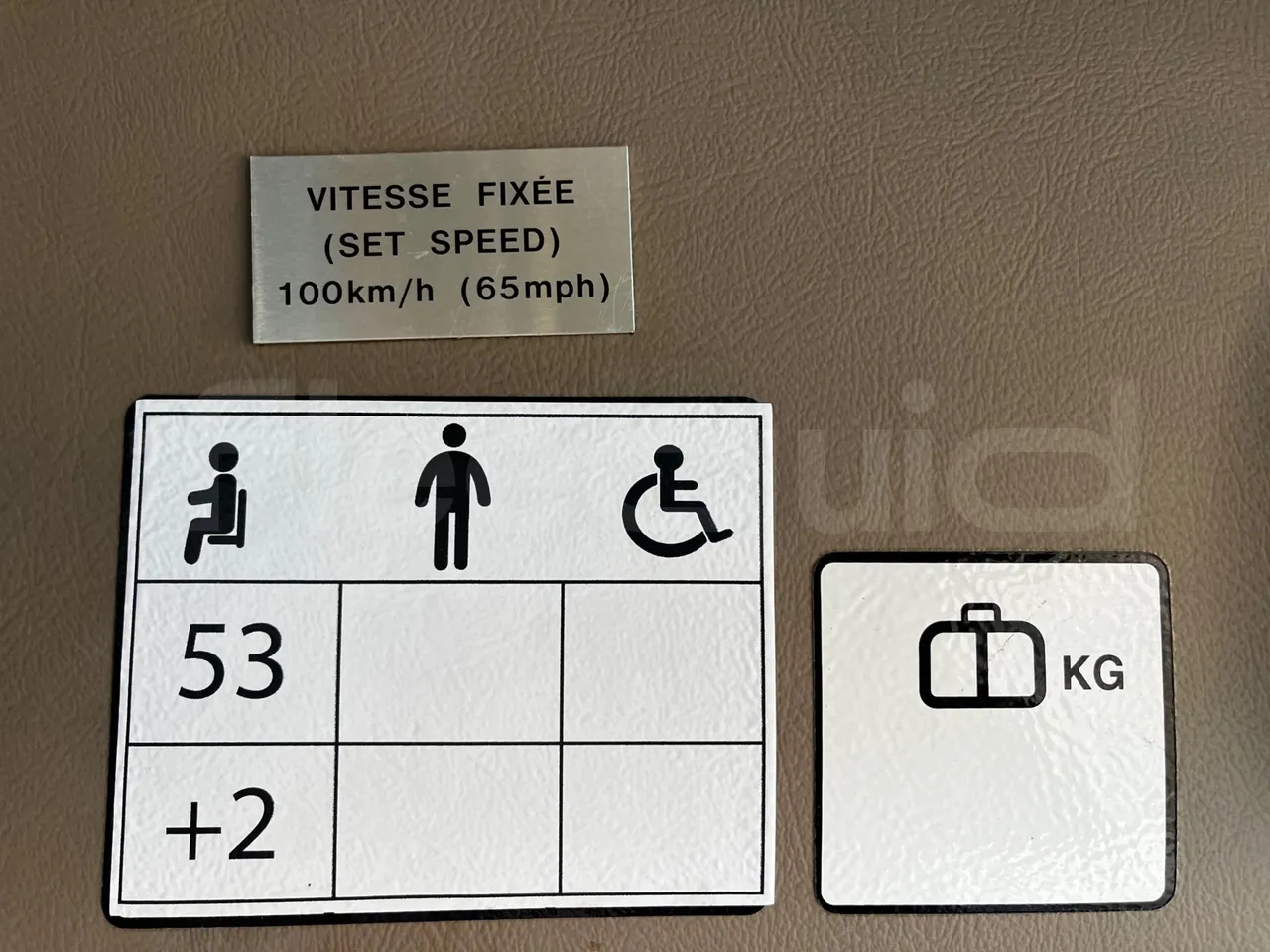 Iveco Magelys SFR2XX - Euro6 - 294kW - 12.830mt - seat plate photo