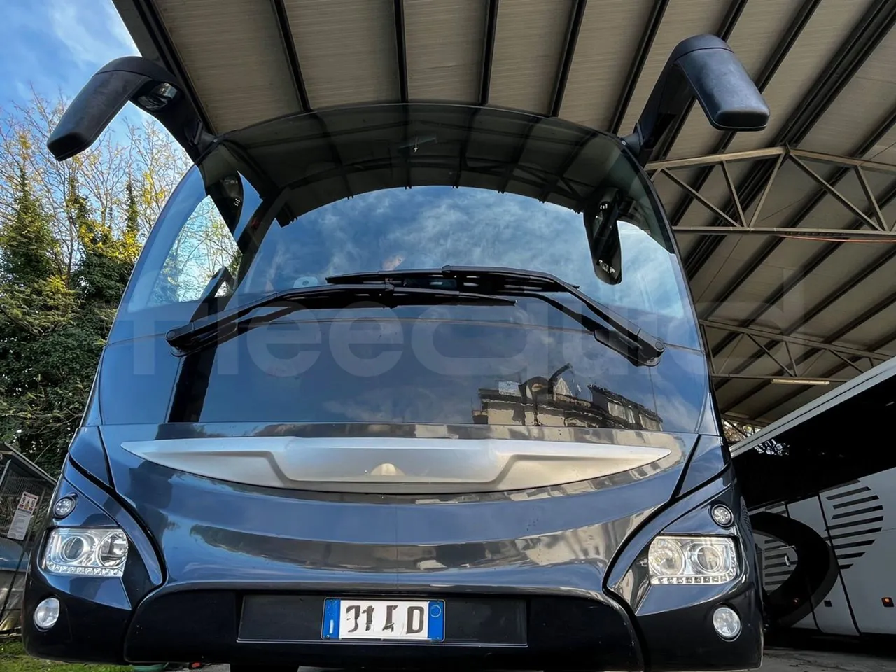 Iveco Magelys SFR2XX - Euro6 - 294kW - 12.830mt - turntable external (18m)