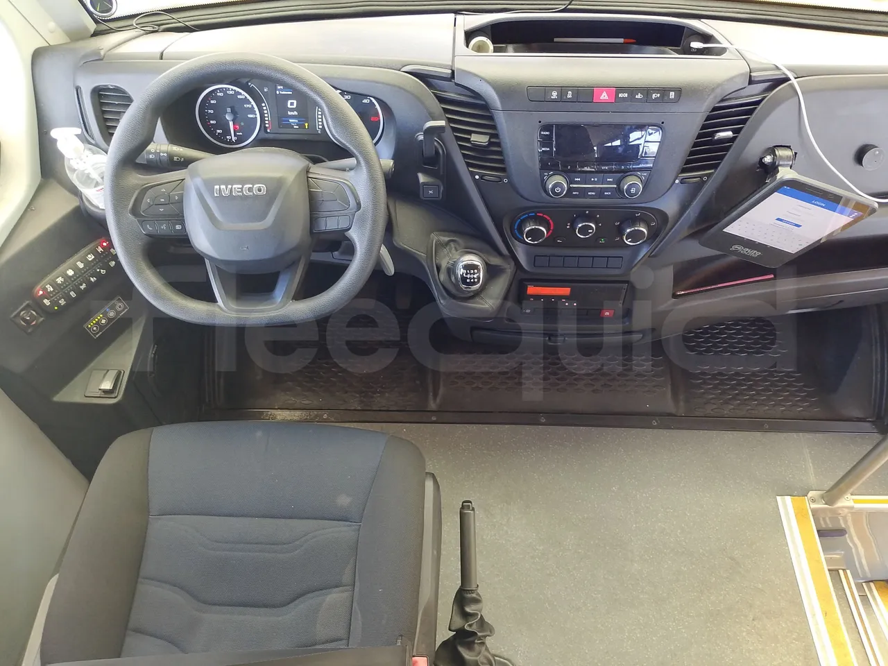 Iveco Indcar WGIVMY11 MOBI SCUOLABUS - EUR6 - 100Kw - 8,592m - onboard devices 1