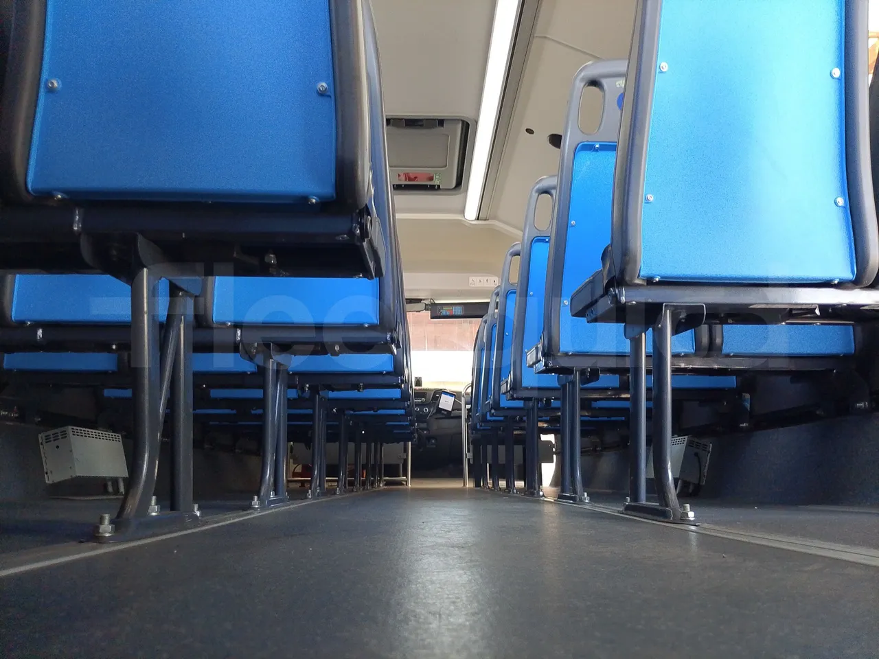 Iveco Indcar WGIVMY11 MOBI SCUOLABUS - EUR6 - 100Kw - 8,592m - seat brackets photo