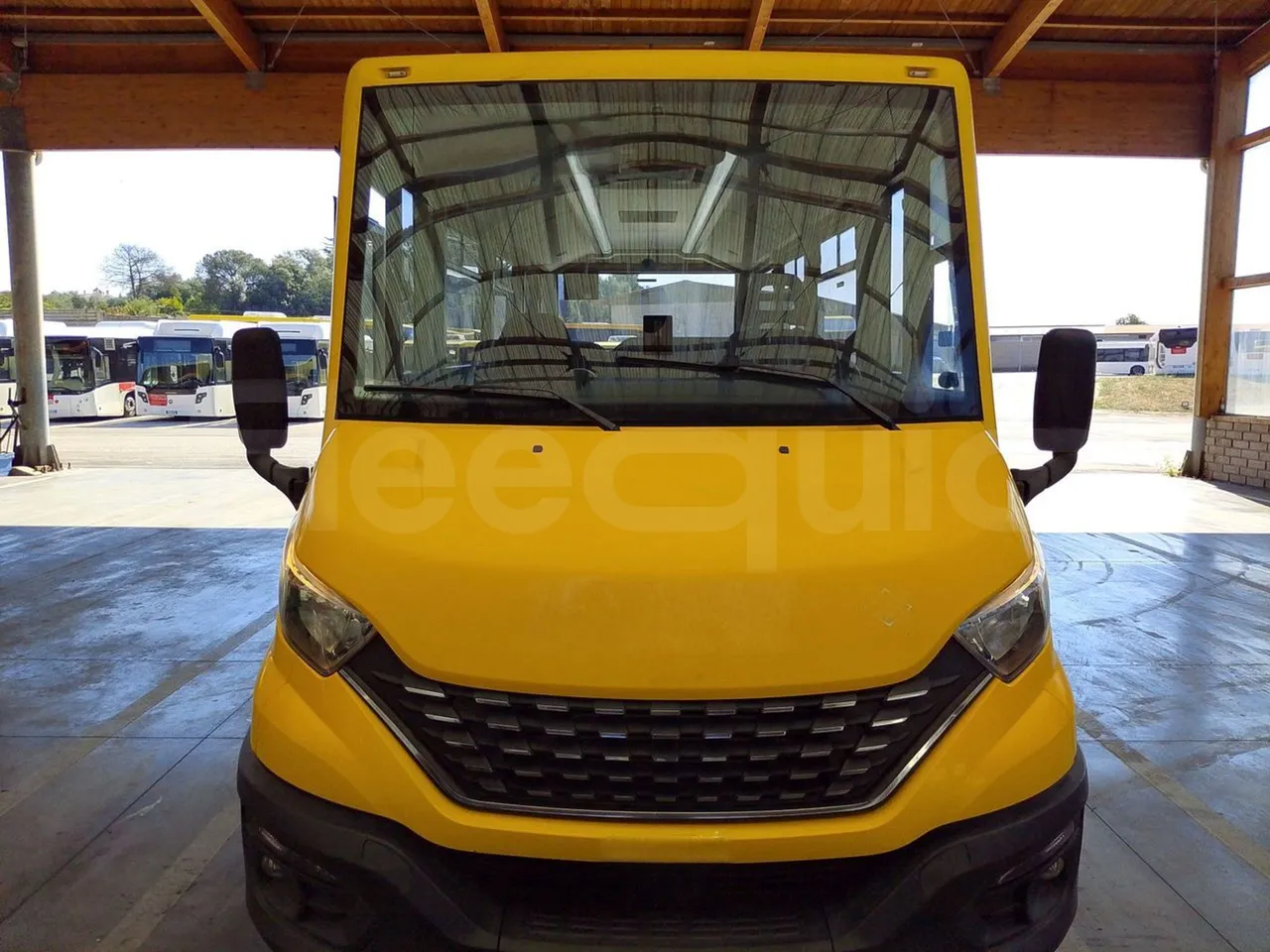 Iveco Indcar WGIVMY11 MOBI SCUOLABUS - EUR6 - 100Kw - 8,592m - front photo