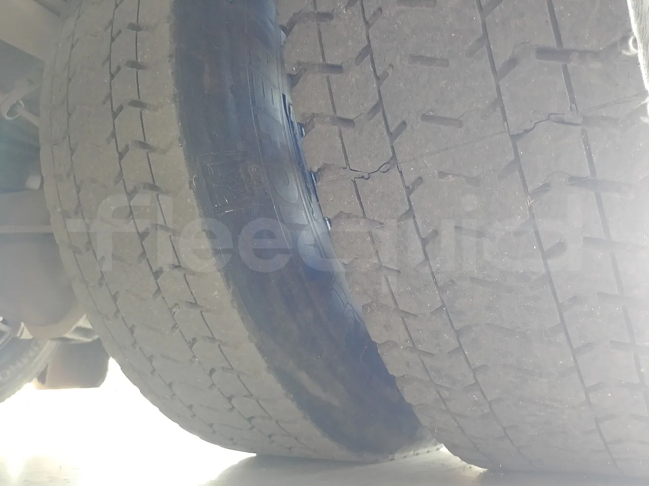 Iveco Indcar WGIVMY11 MOBI SCUOLABUS - EUR6 - 100Kw - 8,592m - tread condition third axle tires left