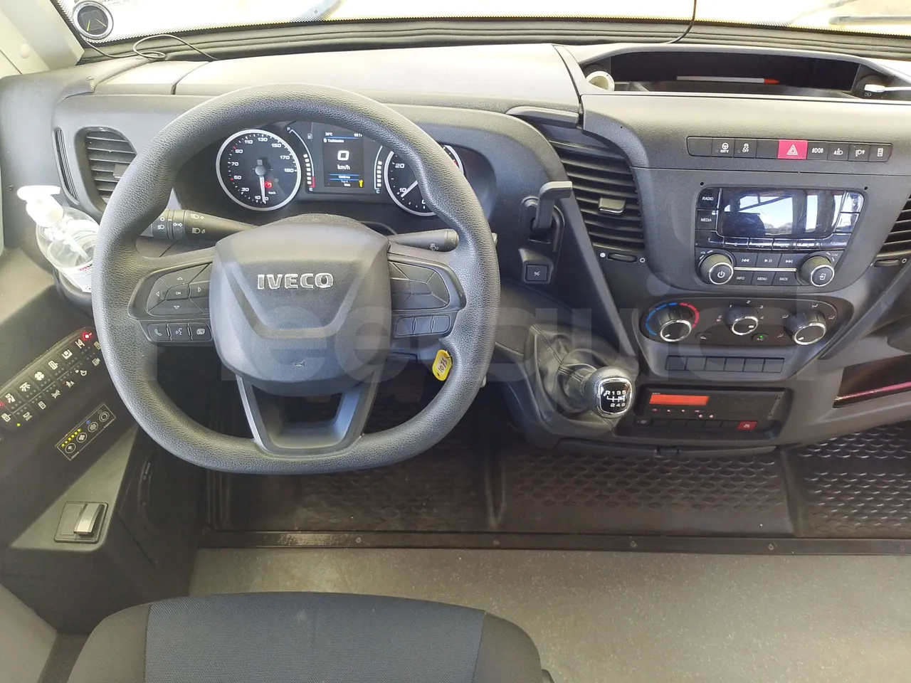 Iveco Indcar WGIVMY11 MOBI SCUOLABUS - EUR6 - 100Kw - 8,592m - steering wheel photo