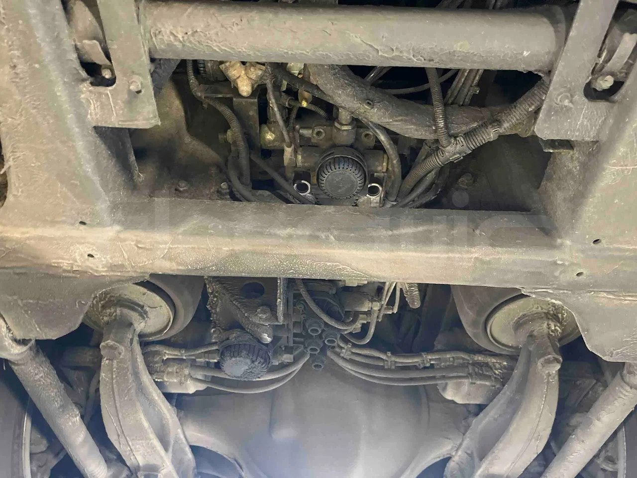 Man Lion's Intercity - axle 2 caliper brakes left