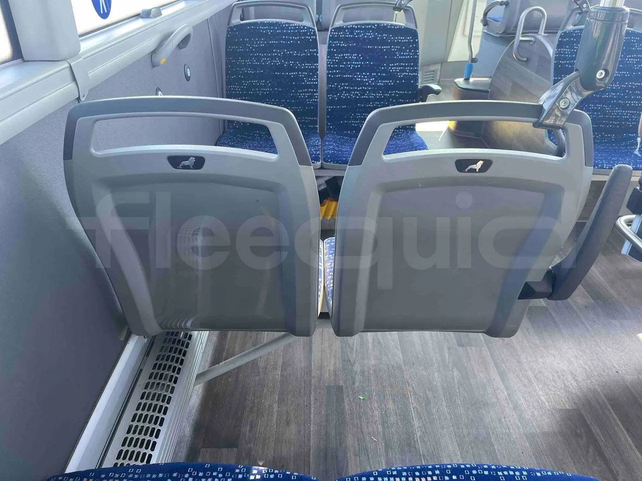Man Lion's Intercity - mesh detail photo