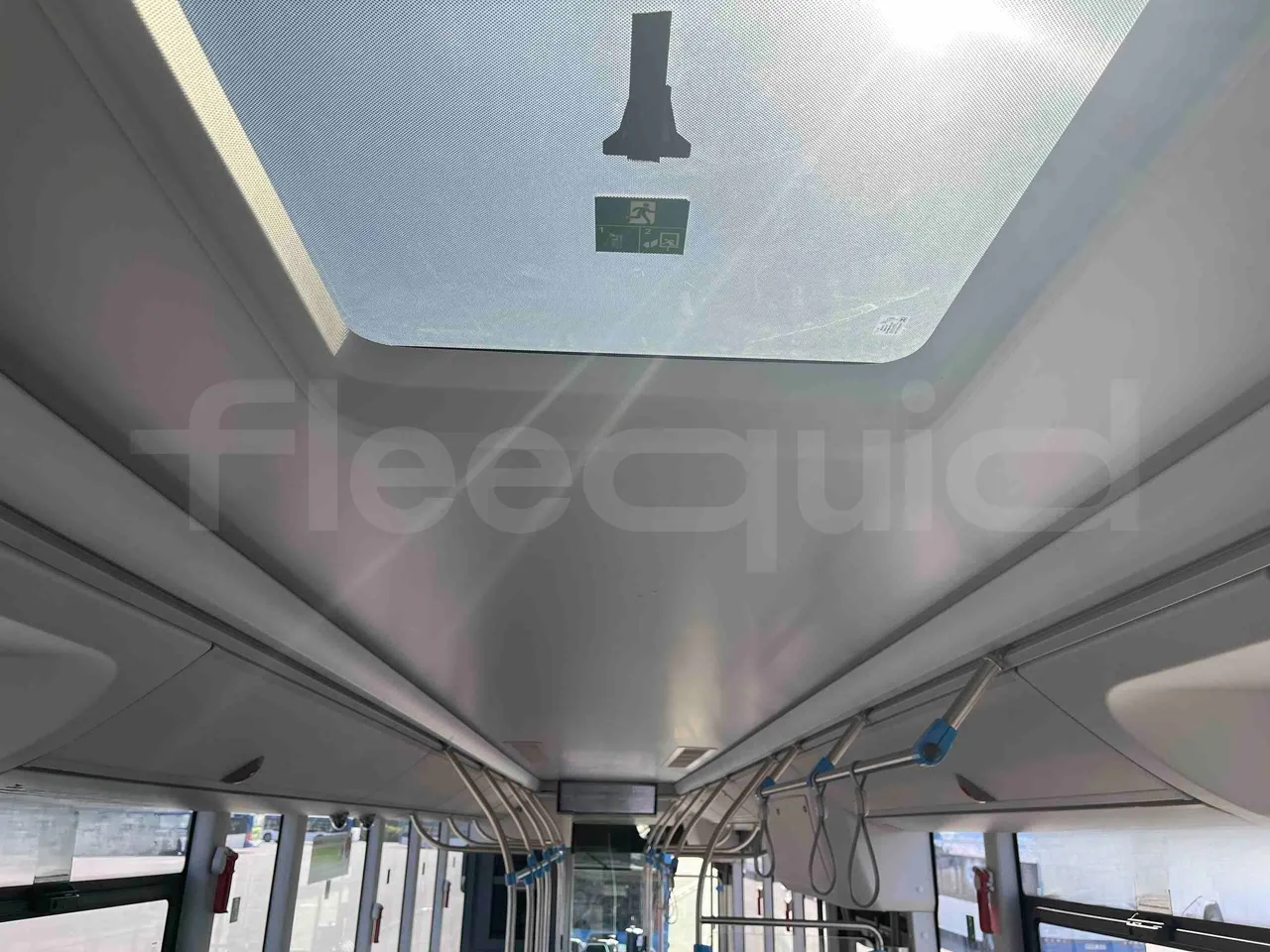 Man Lion's Intercity - overhead compartments photo