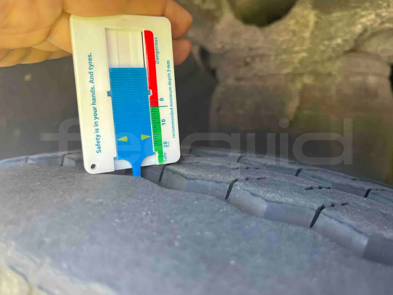 Man Lion's Intercity - front left tire measurements