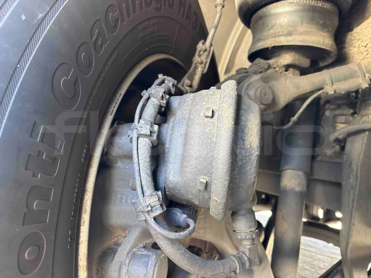 Setra S415 - front brake calipers right