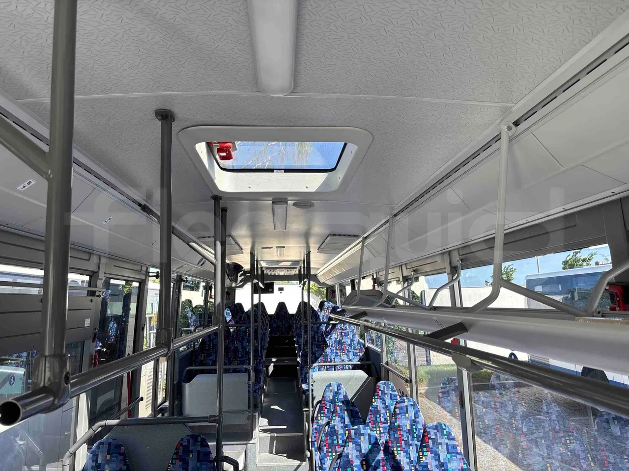 Setra S415 - handrails photo