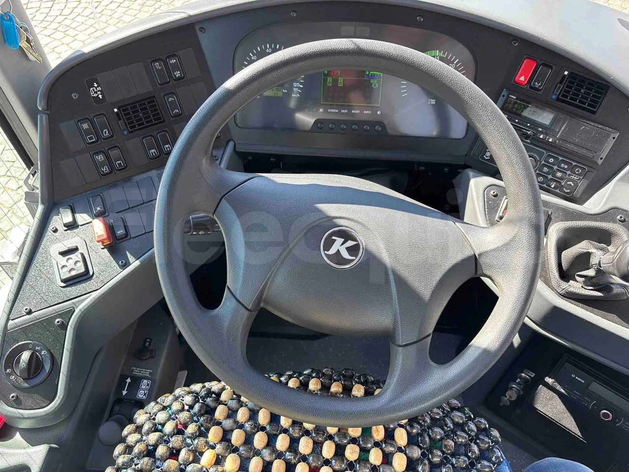 Setra S415 - steering wheel photo