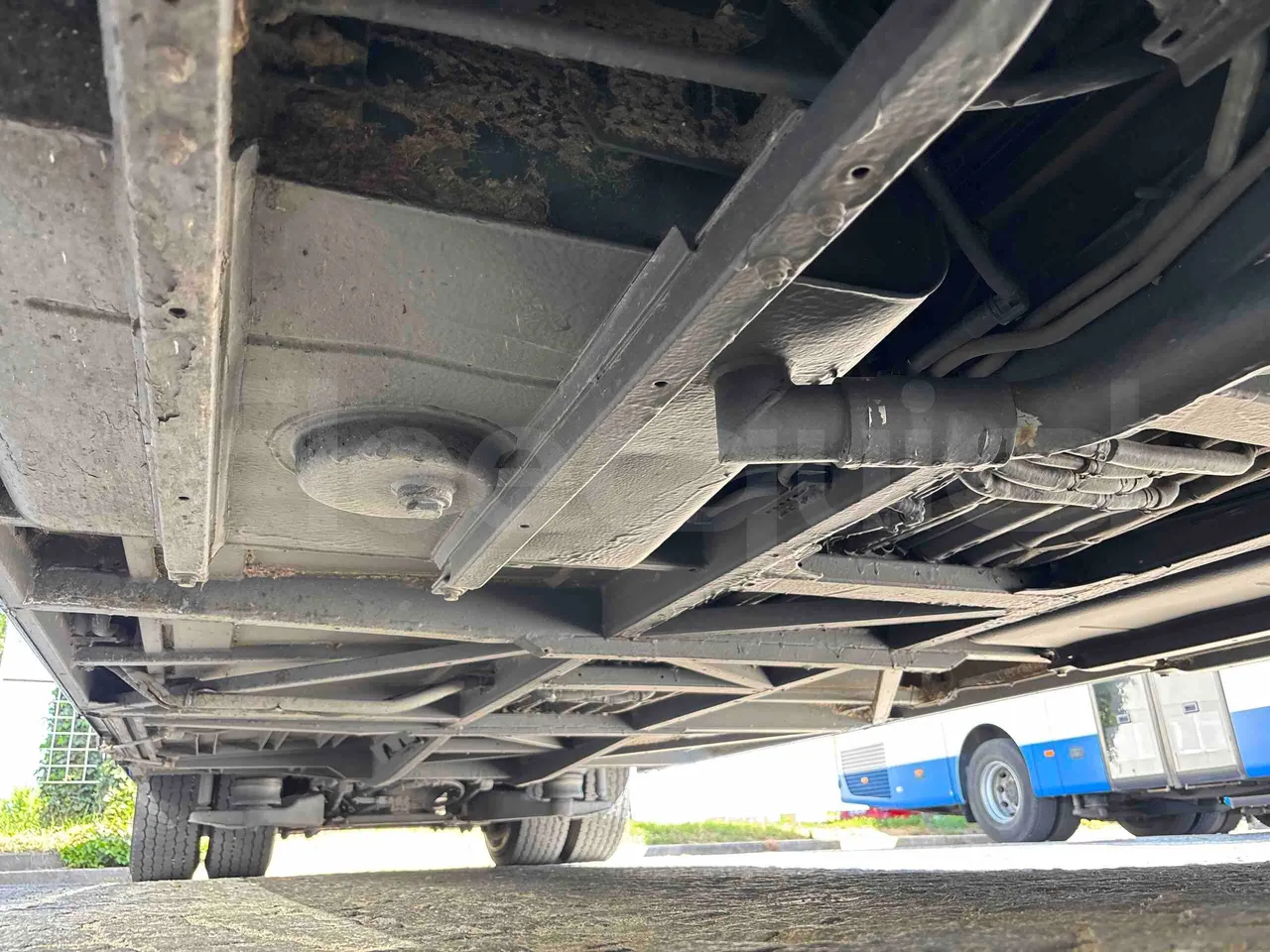 Setra S415 - central undercarriage photo