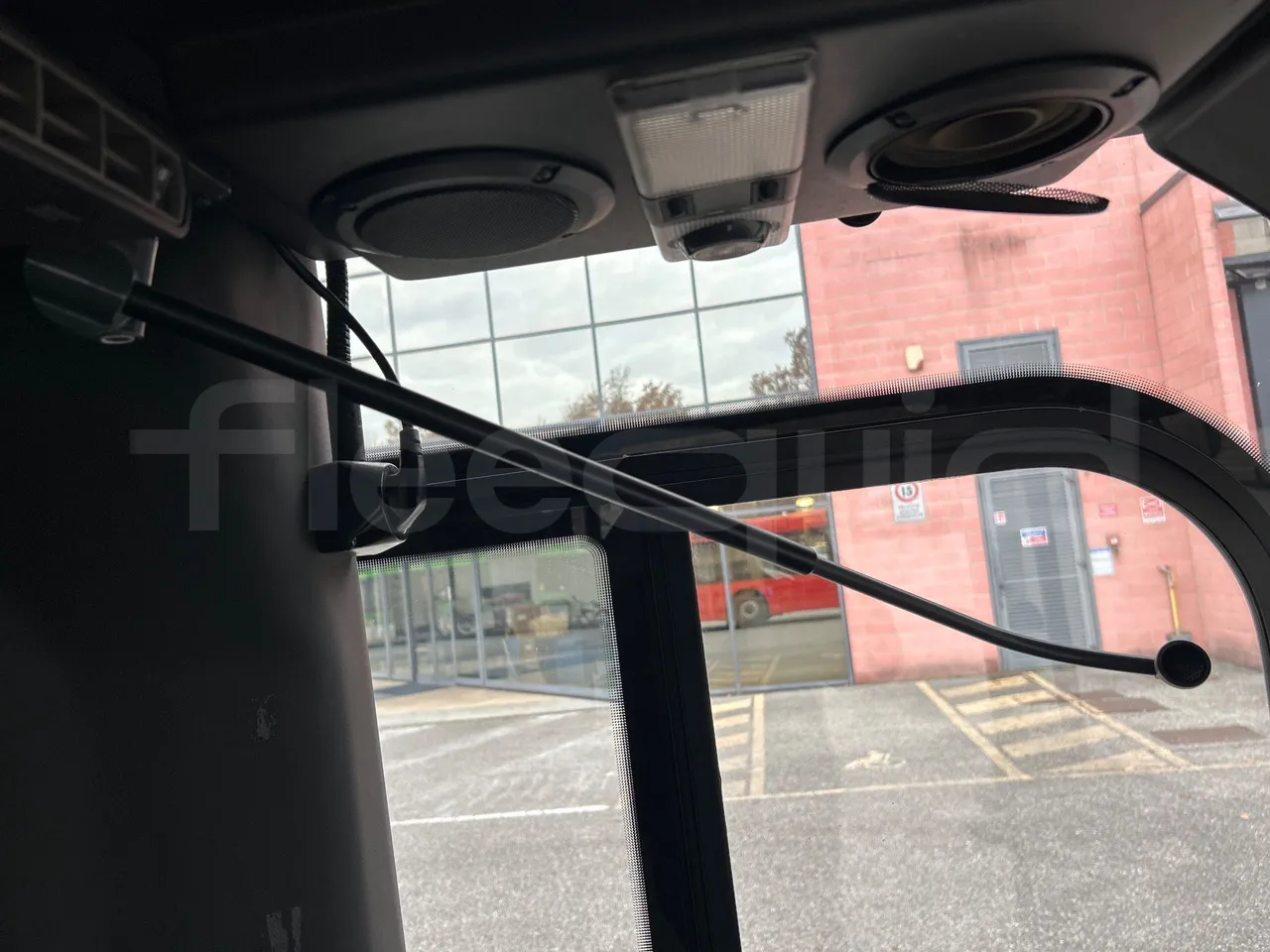 Solaris Urbino 12 - Euro5 - 231kW - 12mt - driver microphone accessories photo