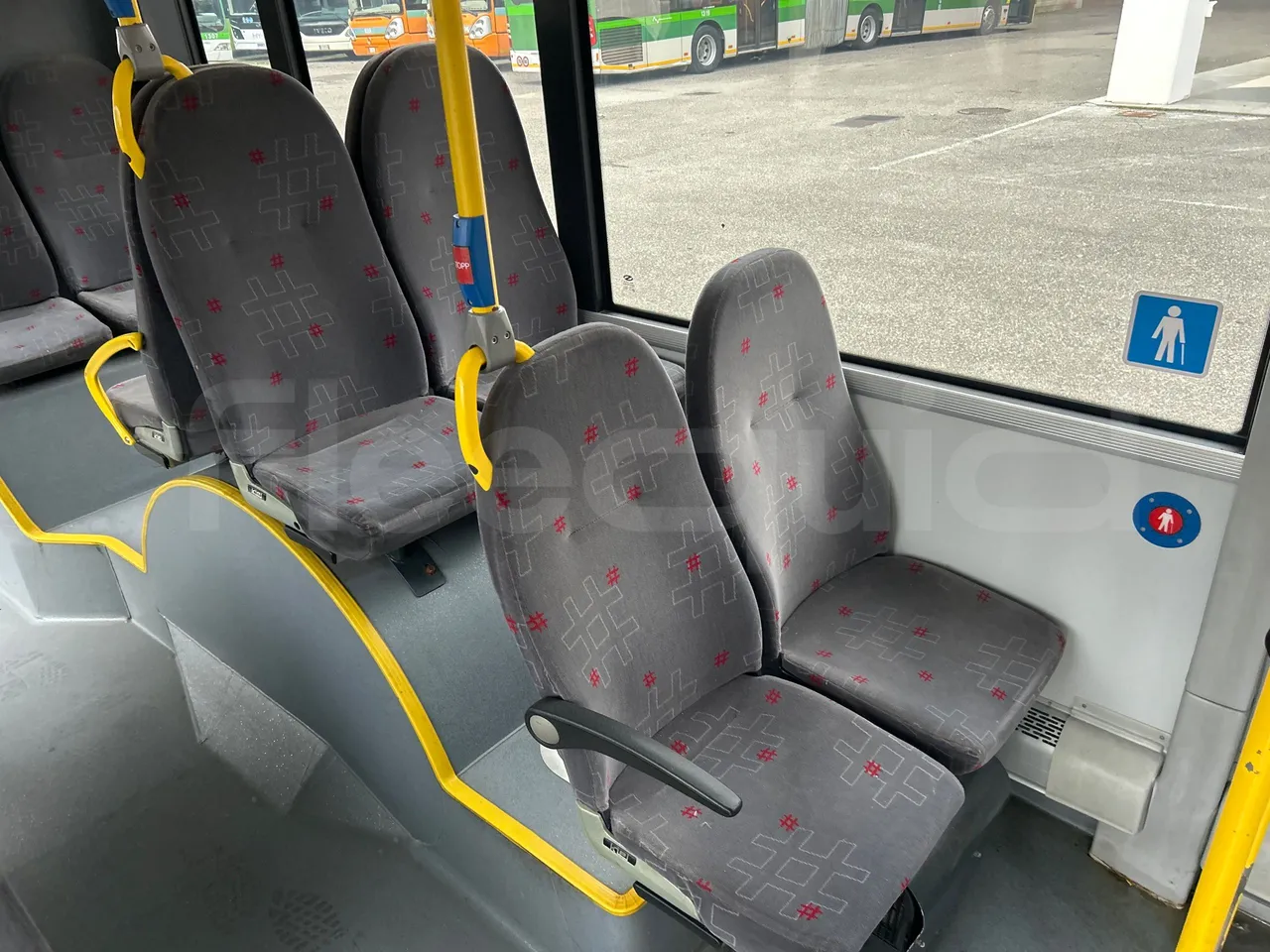 Solaris Urbino 12 - Euro5 - 231kW - 12mt - central seat safety belt