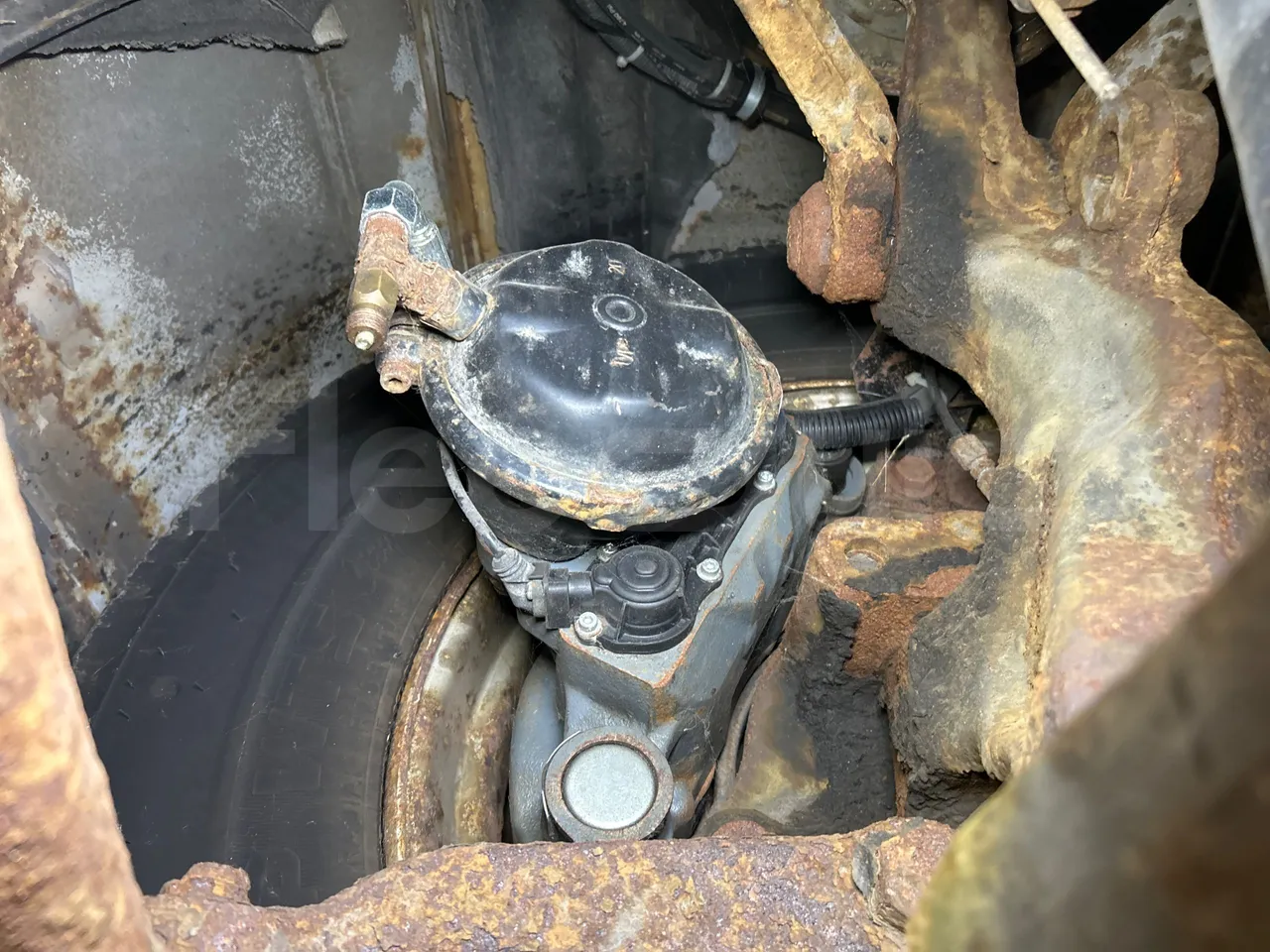 Solaris Urbino 12 - Euro5 - 231kW - 12mt - front brake calipers right