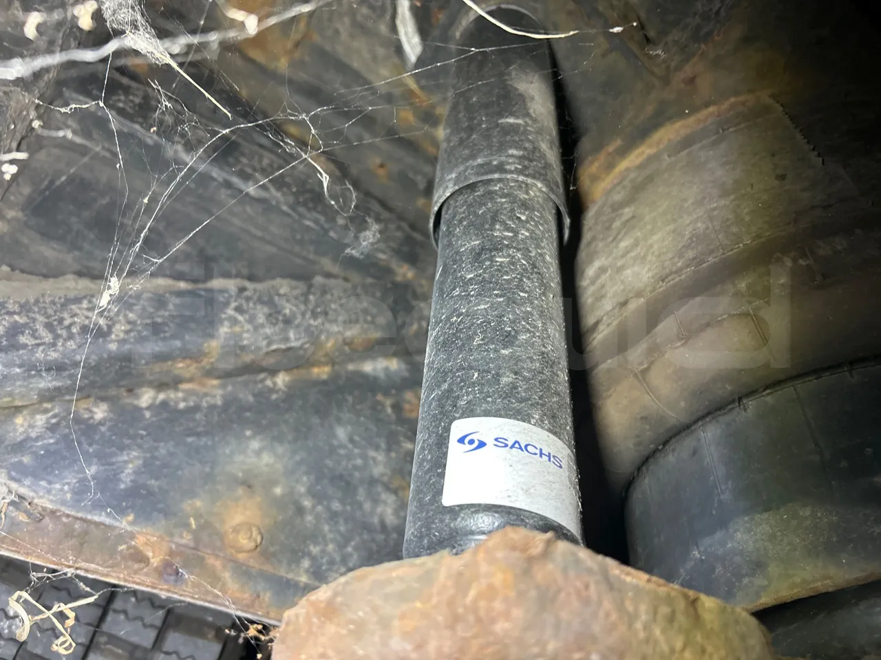 Solaris Urbino 12 - Euro5 - 231kW - 12mt - axle 2 shock absorbers 2 left