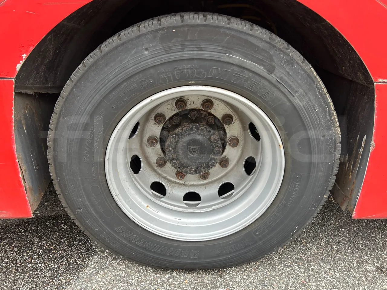 Solaris Urbino 12 - Euro5 - 231kW - 12mt - rear left tire photo