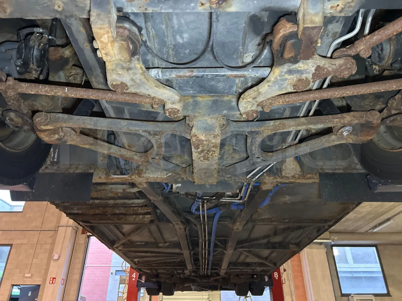 Solaris Urbino 12 - Euro5 - 231kW - 12mt - front axle central