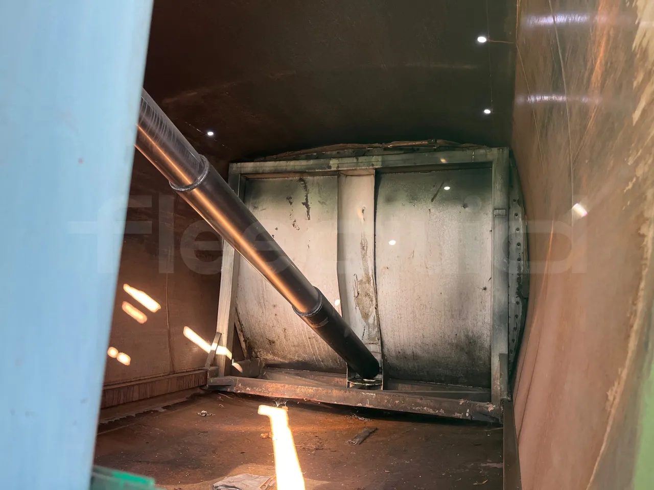 Iveco Magirus A260S/E4 FARID T1SM25 - Euro5 - 228kW - 9.685mt - external compartments photo