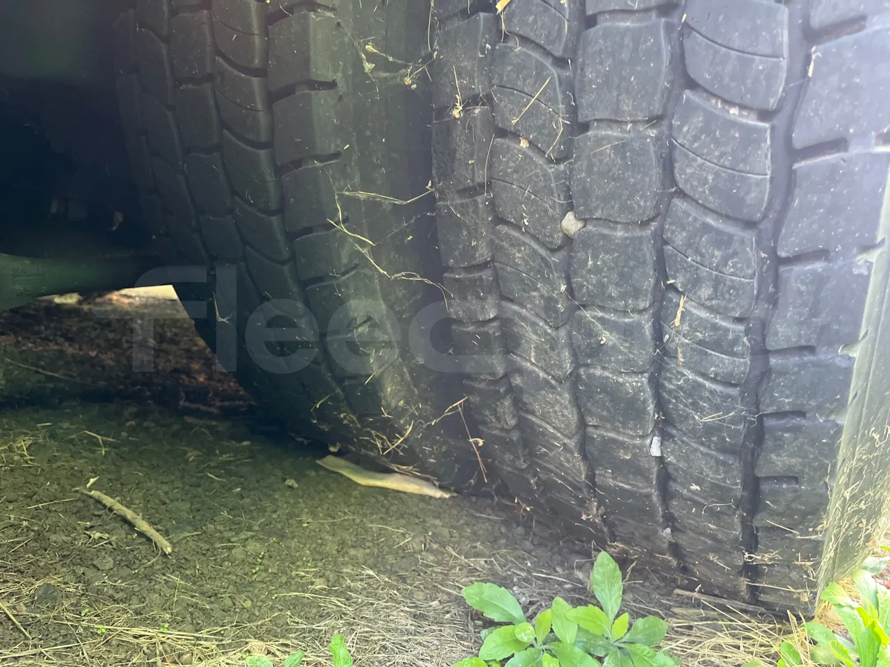 Iveco Magirus A260S/E4 FARID T1SM25 - Euro5 - 228kW - 9.685mt - tread condition second axle tires left