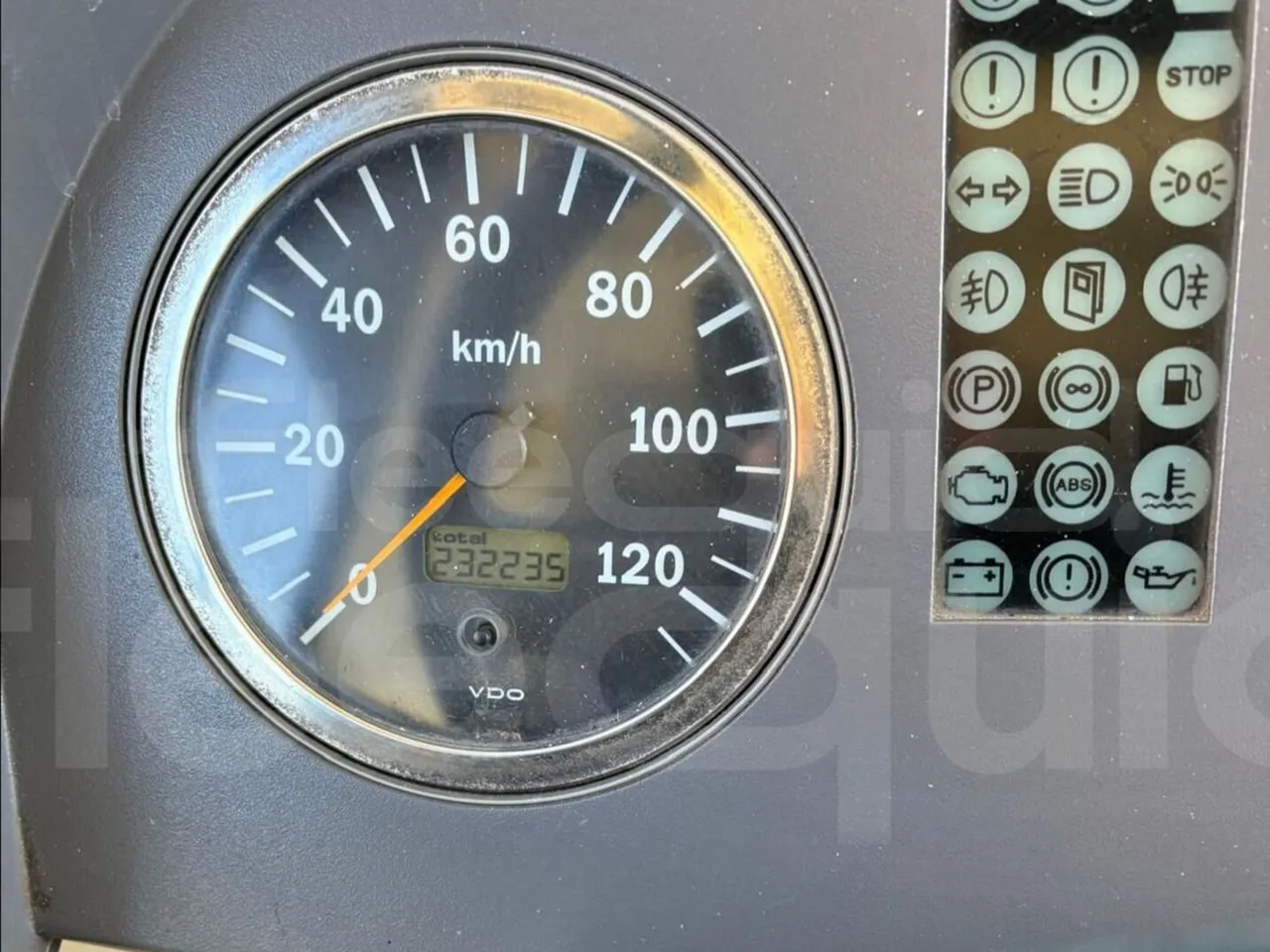 BredaMenarinibus Vivacity Plus C - 8m - Euro5 - steering wheel photo