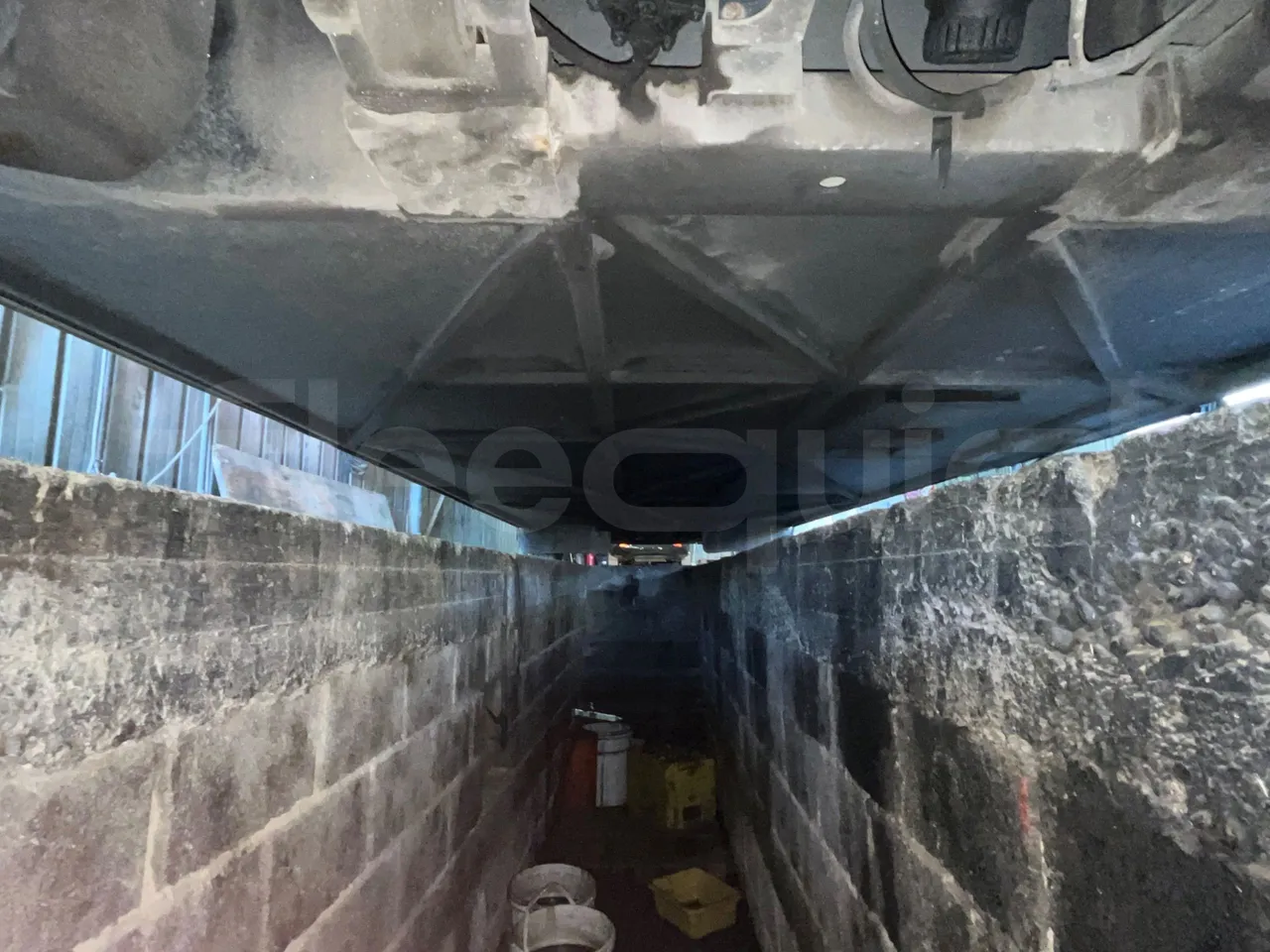 Iveco Magelys SFR210 - Euro5 - 331kW - 12.819mt - bellows turntable (18m)