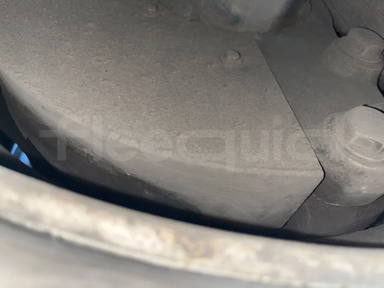 Iveco Magelys SFR210 - Euro5 - 331kW - 12.819mt - axle 2 discs right