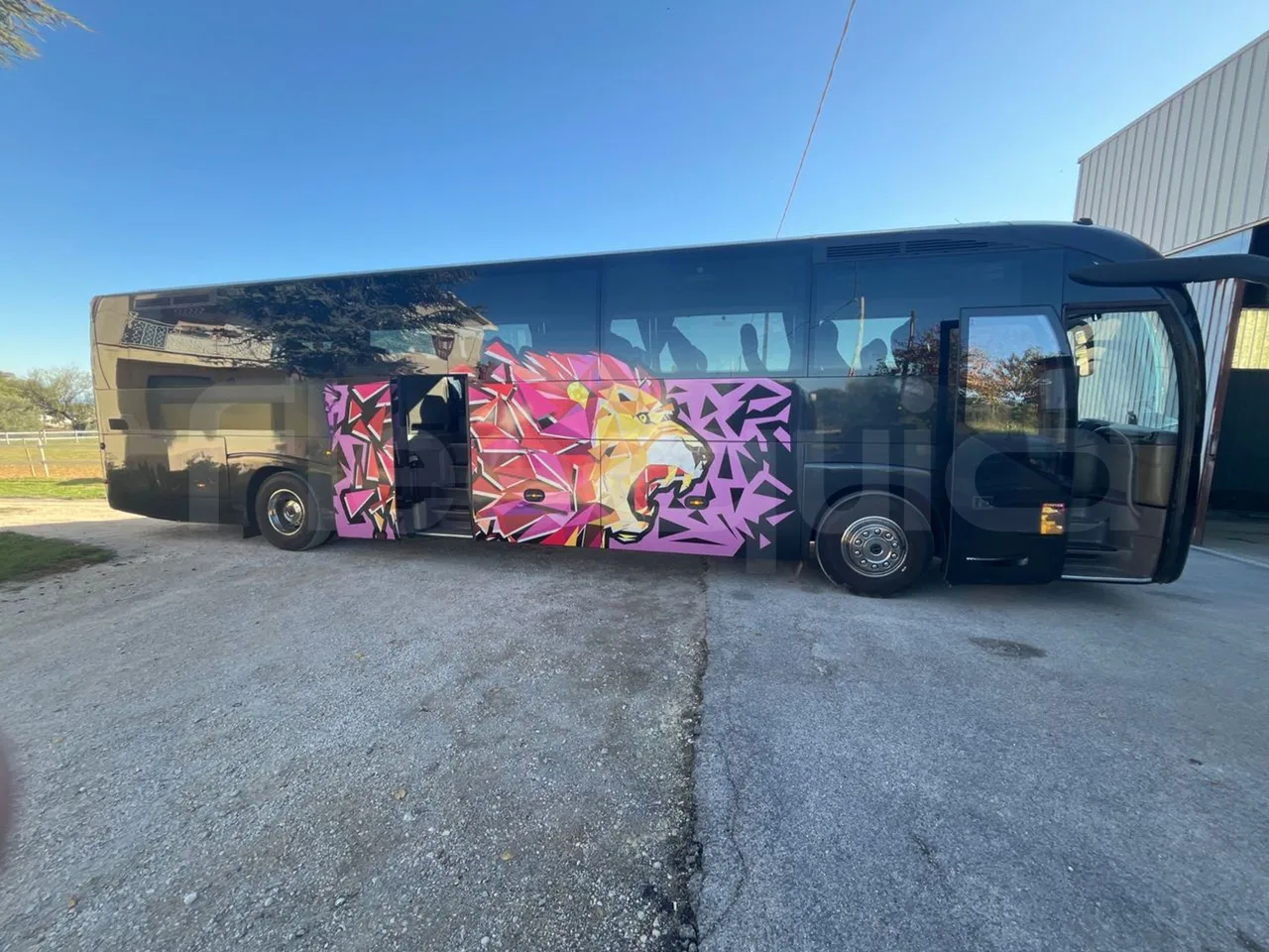 Iveco Magelys SFR210 - Euro5 - 331kW - 12.819mt - right side doors open