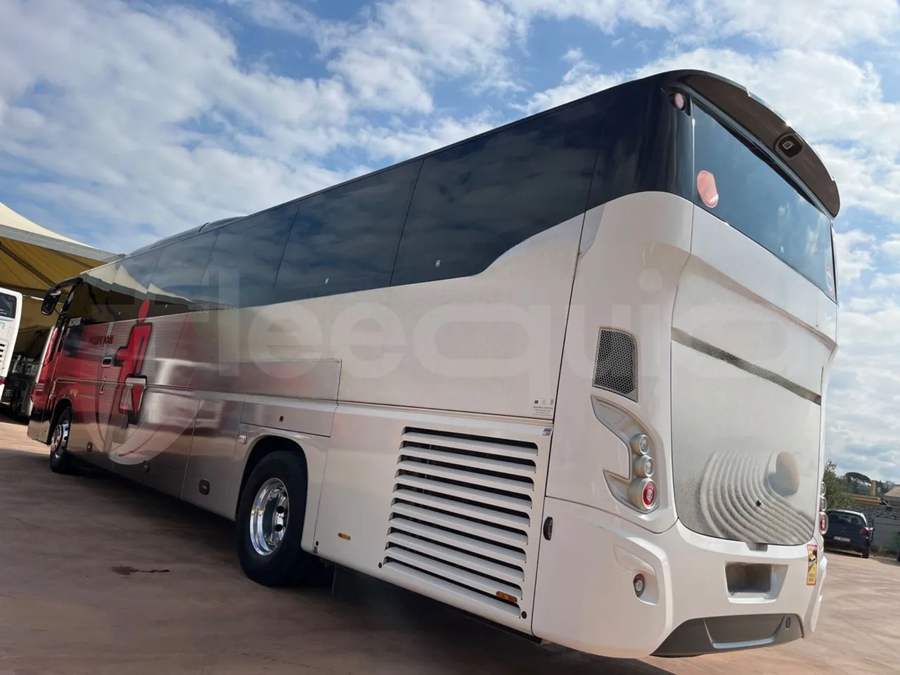Vdl Futura FH D 129-330D/ Euro 6 - 330 Kw - 12.875 Mt - 3/4 left rear side