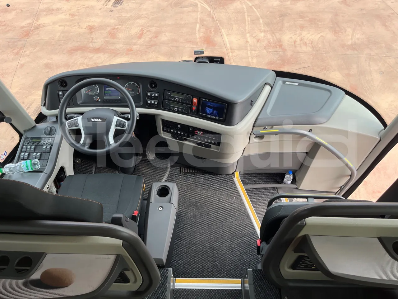 Vdl Futura FH D 129-330D/ Euro 6 - 330 Kw - 12.875 Mt - driver's seat photo