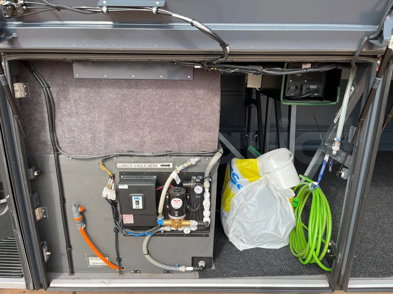Vdl Futura FH D 129-330D/ Euro 6 - 330 Kw - 12.875 Mt - fire extinguishing system