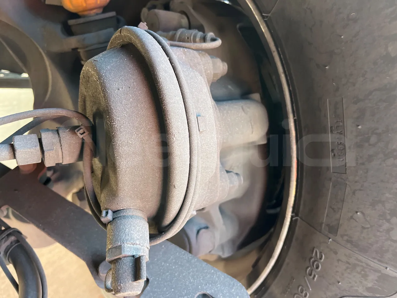 Vdl Futura FH D 129-330D/ Euro 6 - 330 Kw - 12.875 Mt - front brake calipers left