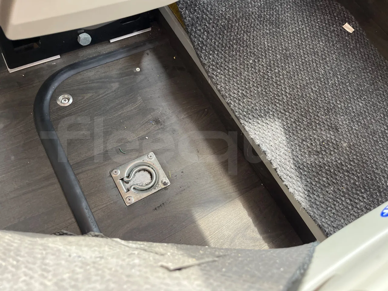 Vdl Futura FH D 129-330D/ Euro 6 - 330 Kw - 12.875 Mt - floor hatches photo