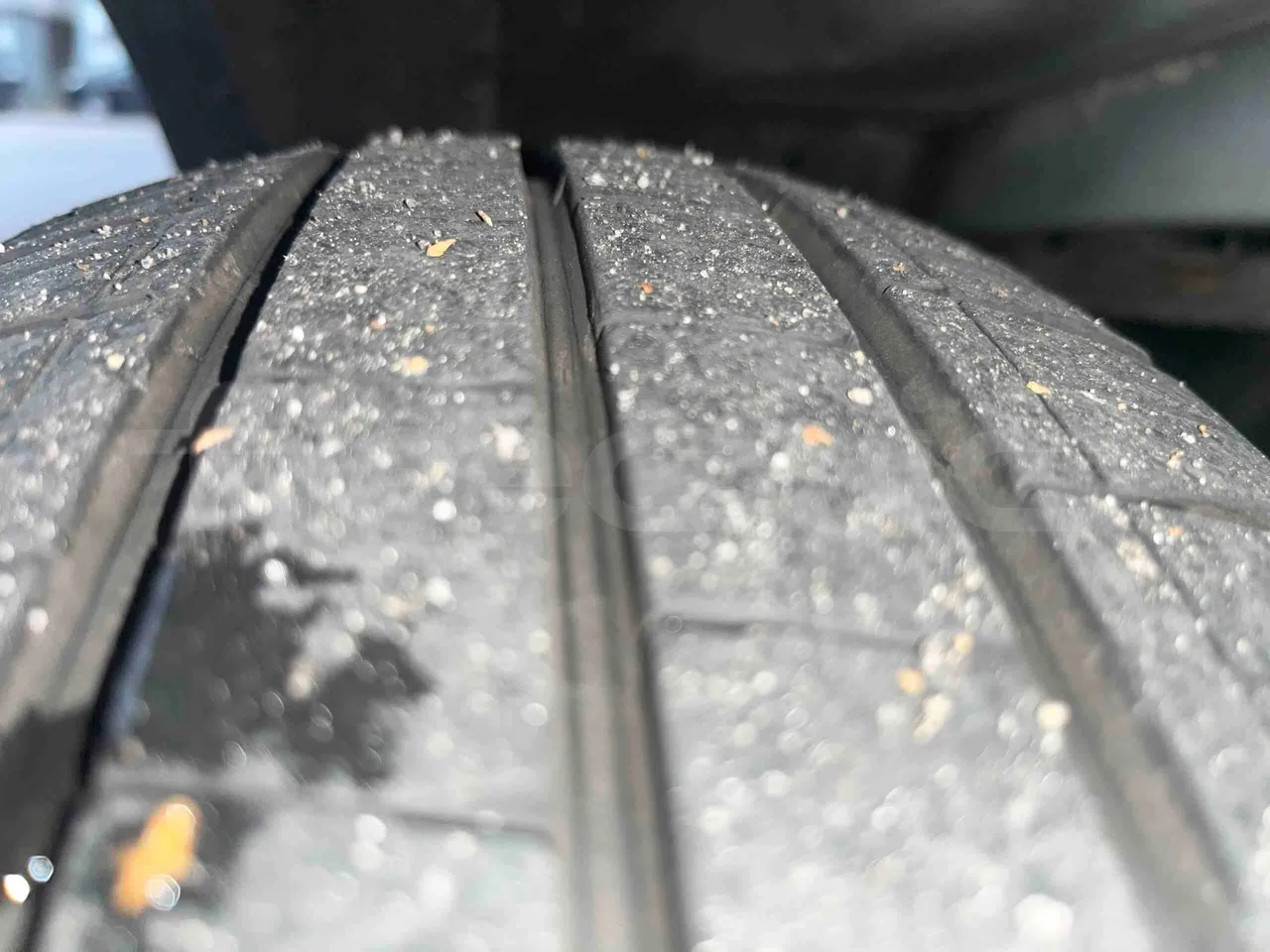 Iveco Daily A50C18 - Euro4  -  130kW - 7.200mt - rear left tire photo