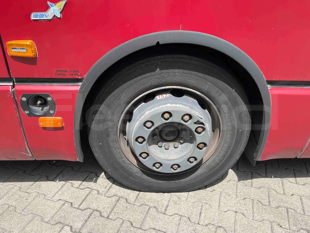 Iveco Citelis - First Axle Left Side: Complete Tyre