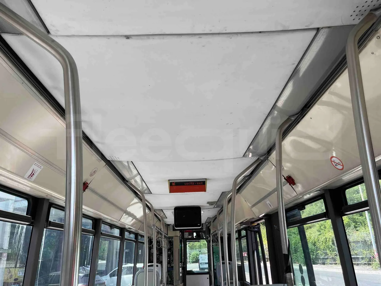 Iveco Citelis - Overhead Compartments