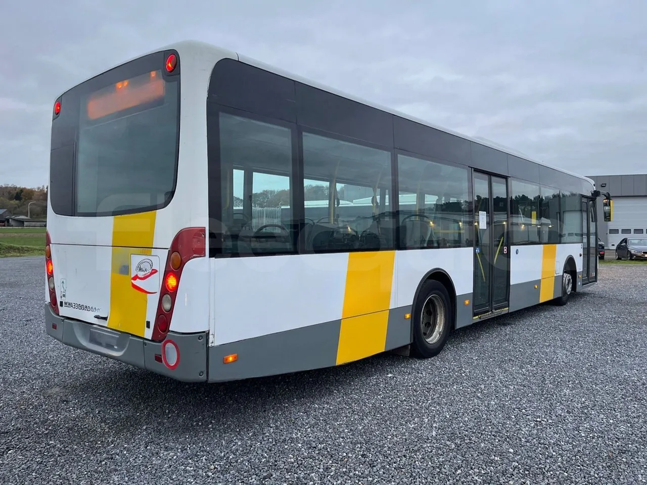 Van Hool A330 330 - EUR4 - 206kW - 12m - 3/4 right rear doors closed