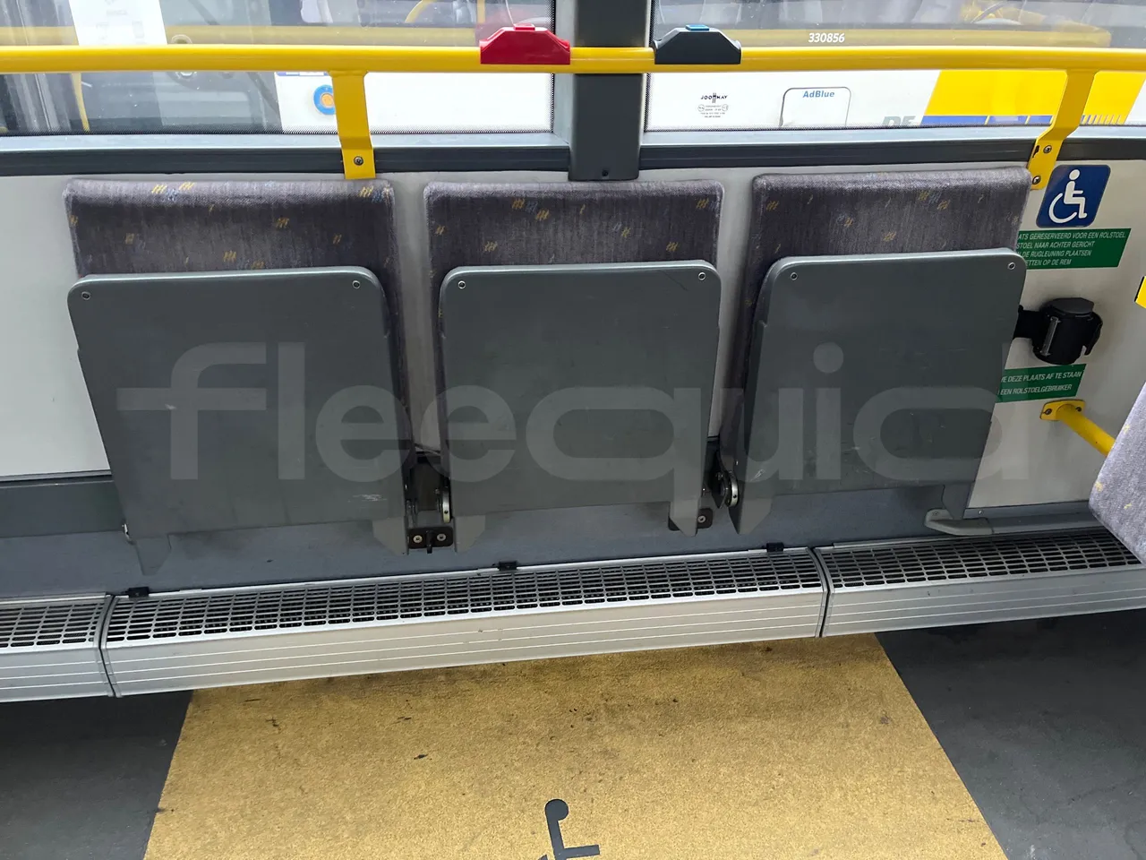 Van Hool A330 330 - EUR4 - 206kW - 12m - folding seat photo